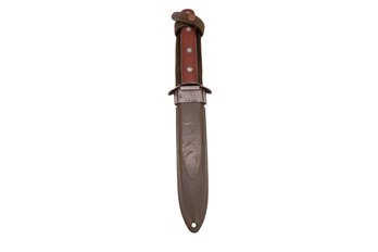 WW2 M8 Bm Co. Fighting Knife ,dagger And Scabbard
