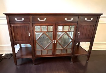 Hickory Chair Cabinet Nice Size For Small Or Large Places