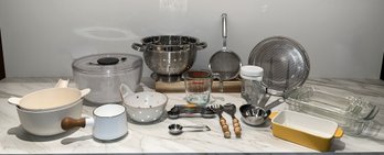 Holidays Are Here Bake Away With This Collection!! Shippable