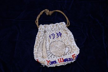 FABULOUS!!!  N. Y. World Fair 1939 Drawstring  Beaded Bag-shippable