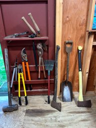 12 Vintage Hand Tools