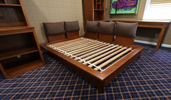 POTTERY BARN Teen Full Size Bed/ Lounger