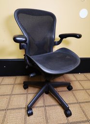 VINTAGE HERMAN MILLER Aeron Chair