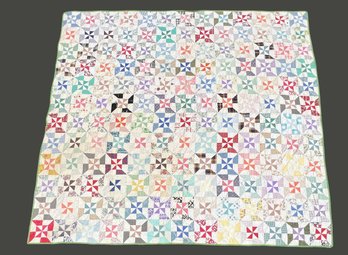 Vintage Quilt Hand Made - Shippabe