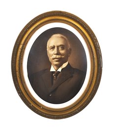 Antique Oval Frame With Sepia Portrait Photograph Of Gentleman