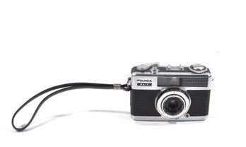 Vintage Fujica 35mm Half-Frame Camera