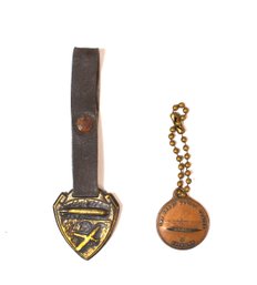 Vintage Aviation & Arizona Souvenir Fobs Lot - Zeppelin, Airship & Meteor Crater