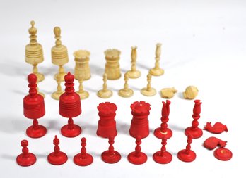 Antique Barleycorn Turned Chess Set Pieces  Red & Natural, Incomplete Lot
