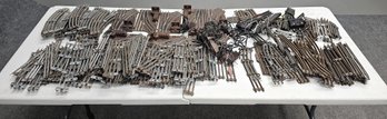 Large Lot Of Vintage Lionel 3-rail O Gauge Track, Switches, Etc.