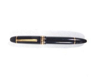 MONTBLANC Meisterstck Fountain Pen 18k Gold Nib