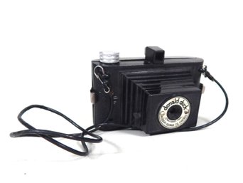 Vintage Walt Disney Productions Donald Duck Camera - George Herbert Co. 1940's.