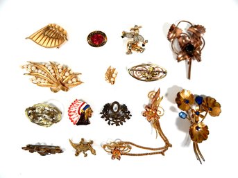 Lot 16 Vintage Brooches Triffary, Van Dell