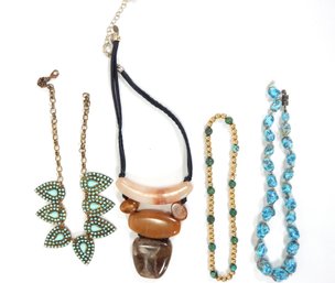 Lot 4 Vintage Necklaces