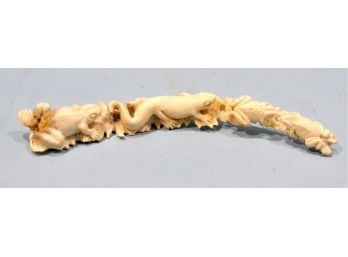 Antique Frogs & Lizard Ivory Carving