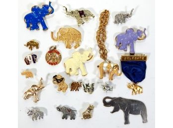 Lot Vintage G.O.P. Elephant Pins Badges Etc