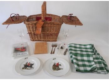 Thomas B. Swain & Son Ltd. Vintage Picnic Basket