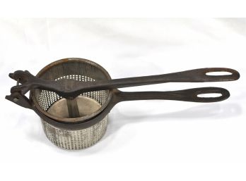 Vintage King Seamless Cast Iron Potato Ricer