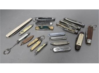 Lot Of 19 Pocket Knives