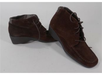 Etienne Aigner Women's Boot Size 10