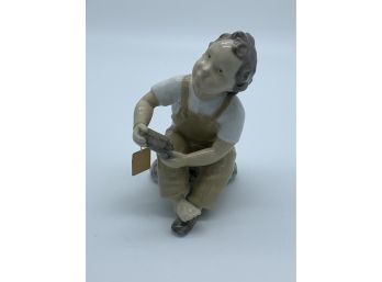 Bing And Grondahl Figurine Of Help Me Mother