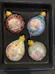 Thomas Kinkade - Glass Ornaments - Signed And Numbered Glow Of The Holidays Boxed Set - Bradford Exchange