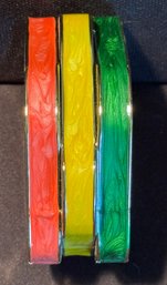 Vintage Spring Closure Tri Color Bangle Bracelet - Retro