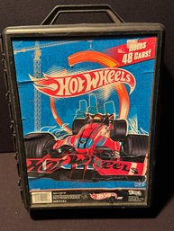 Vintage Hot Wheels Carry Case  - Holds 48 Cars!