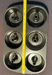 Nordic Ware Mini Bundt Pan (1 Of 2)