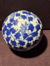 Blue And White Decorative Ceramic Orb