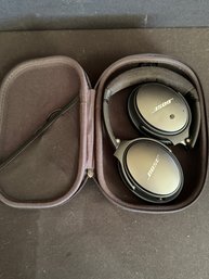 Bose Headphones With Case - Not Tested