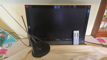 Tv, Antenna And Remote #115