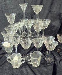Clear Glass Wine Set