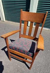 Quaker Mission Craft Wooden Chair