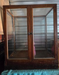 Stunning Two Door Glass Display Case