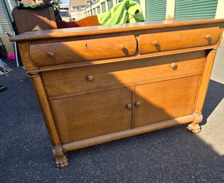 The Most Amazing Dresser!