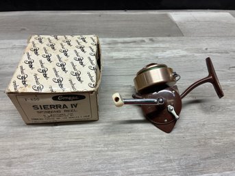 HTF Japan Compac F-650 Sierra IV Reel VGC W/ Box Lot #97