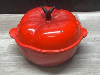 Le Creuset 2.25 Qt Tomato Cocotte Enamel Cast Iron Dutch Oven Pot Lot #215
