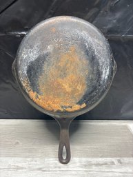 Wagner Ware Sidney No 8 1058 Cast Iron Skillet Lot #281