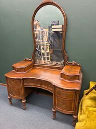 Antique Project Vanity Lot #17