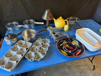 Revere Ware, VTG Pyrex Pans, John Wright Cast Iron & More Lot #100
