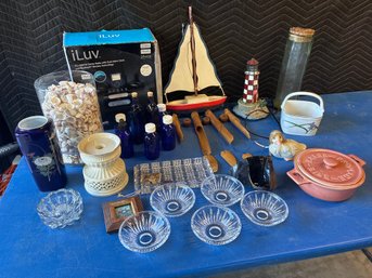 Household & Kitchen Collectibles & More Lot #102