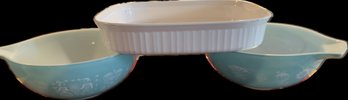 Pyrex Amish Butterprint (2 Bowls) & Corning French White Baking Dish