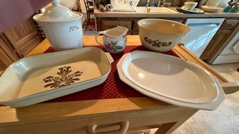 Pfalzgraff Pottery Collection