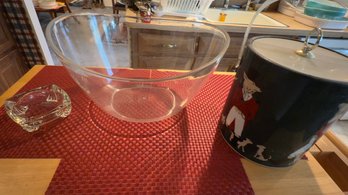 Vintage Vintage Cera Ice Bucket Fox Hunt' Or 'Hunting Scene & MCM Chip Dish And Ashtray