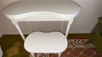 Antique White Wood Vanity With Seating