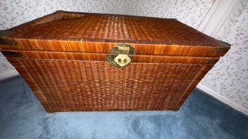 Vintage Chinoiserie Wicker Rattan & Brass MCM Trunk Storage Chest