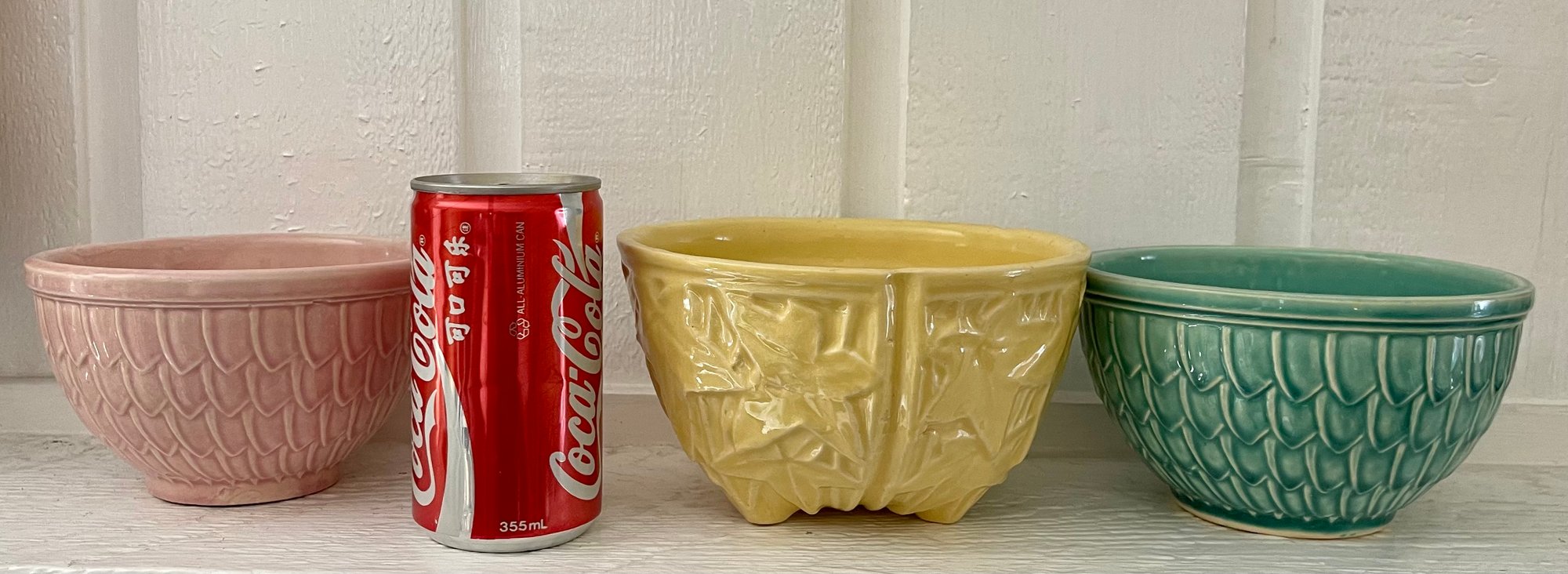 2 Vintage Mccoy Pottery Fish Scale Bowls & A Yellow Hanging Footed Ivy Planter  Pot #33323 | Auctionninja.com