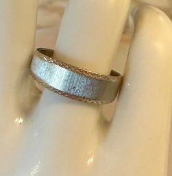 Vintage 14k White Gold Band Size 8 Total Weight 3.8 Grams