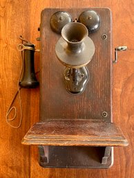 Antique Kellogg Dove Tail Wooden Wall Phone With Receiver And Crank