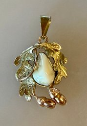 Vintage Tri Color 14k 585 Gold Pendant With Deer Tooth Germany Hirschgrandel - 5.03 Grams